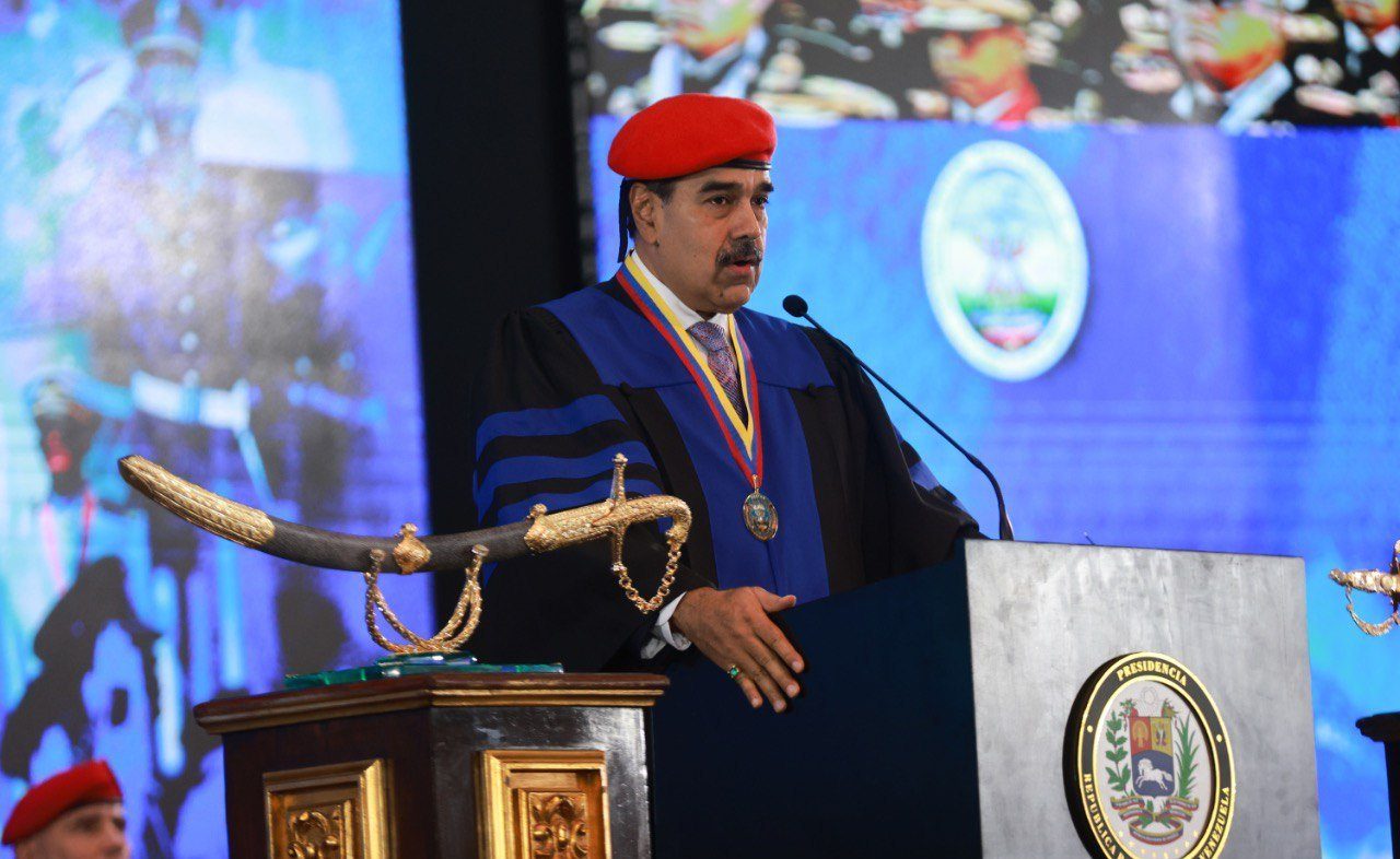 Maduro asegura que Venezuela está preparada para pasar a la lucha armada