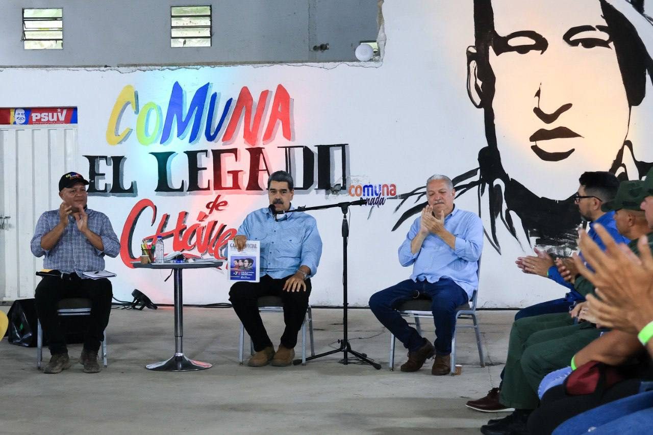 Maduro convoca a simulacro nacional tras los últimos sismos y ante eventuales conflictos armados