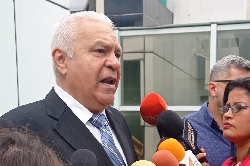Denuncian detención del médico veterinario y político Luis "Balo" Farías en San Cristóbal