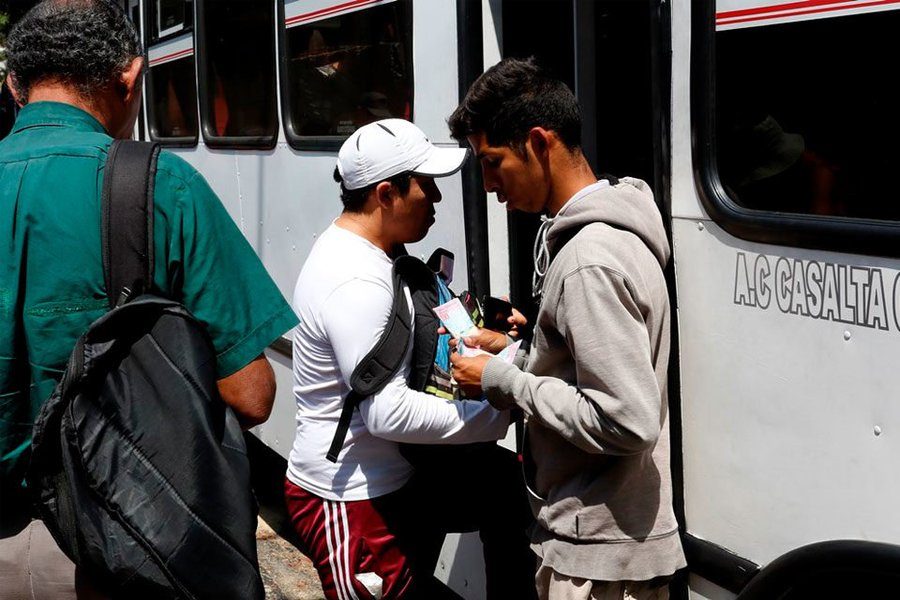 Sector Transporte Terrestre de Personas propone indexar el valor del pasaje al costo de la moneda de mayor valor